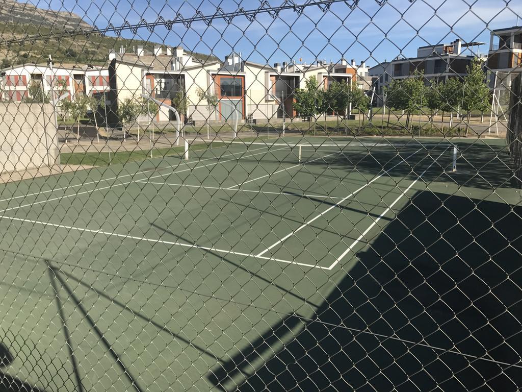 Ferienwohnung Golf Y Nieve Sabiñánigo Exterior foto
