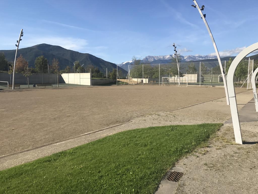 Ferienwohnung Golf Y Nieve Sabiñánigo Exterior foto